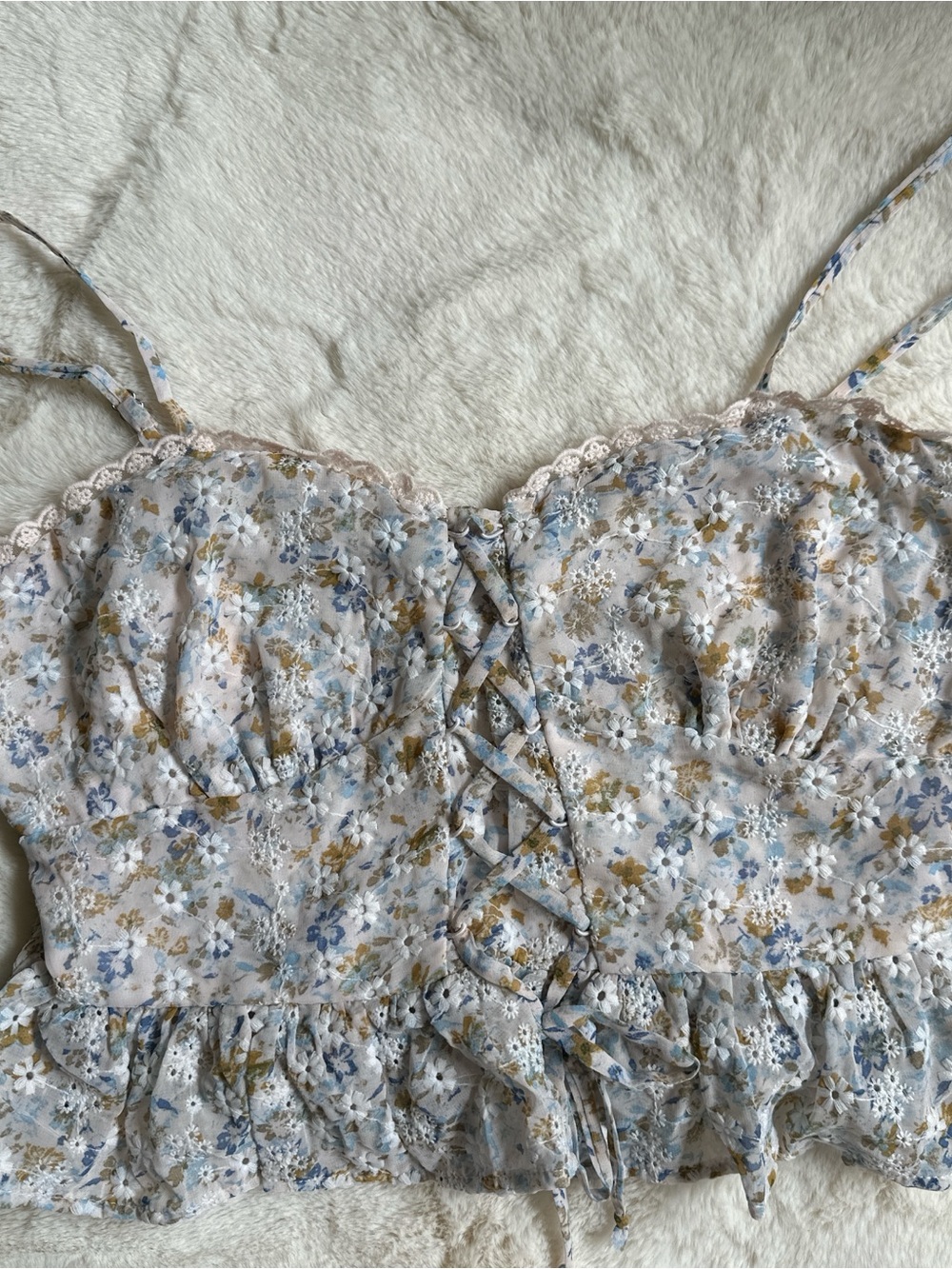 wild fable Blue & Cream Floral Lace-Trim Cropped Cami